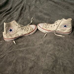 Converse women’s High-Top Sneakers - White